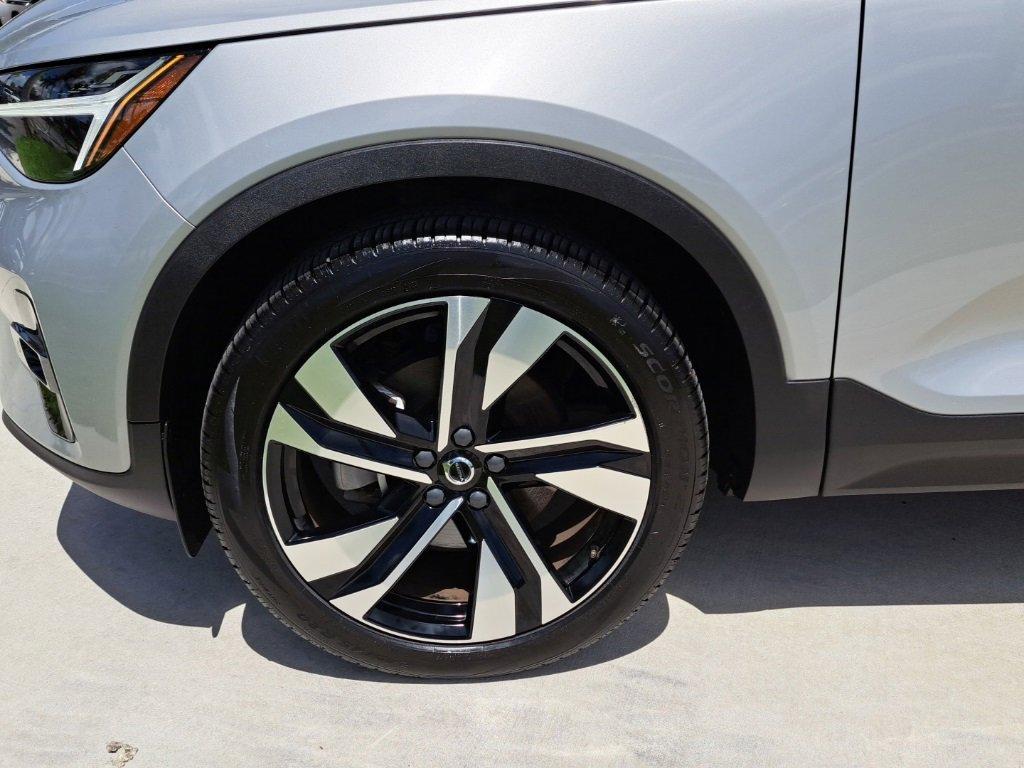 used 2023 Volvo XC40 car, priced at $31,450