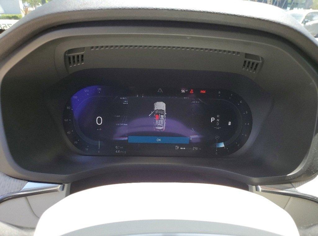 used 2023 Volvo XC60 car, priced at $35,600