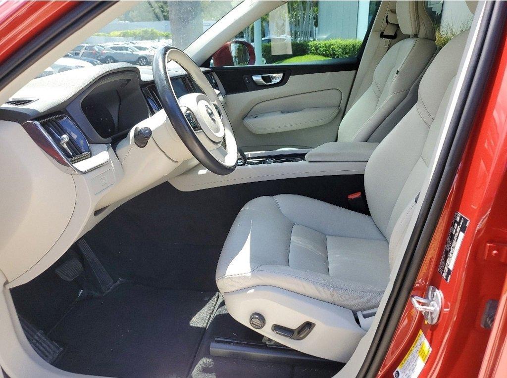 used 2023 Volvo XC60 car, priced at $35,600