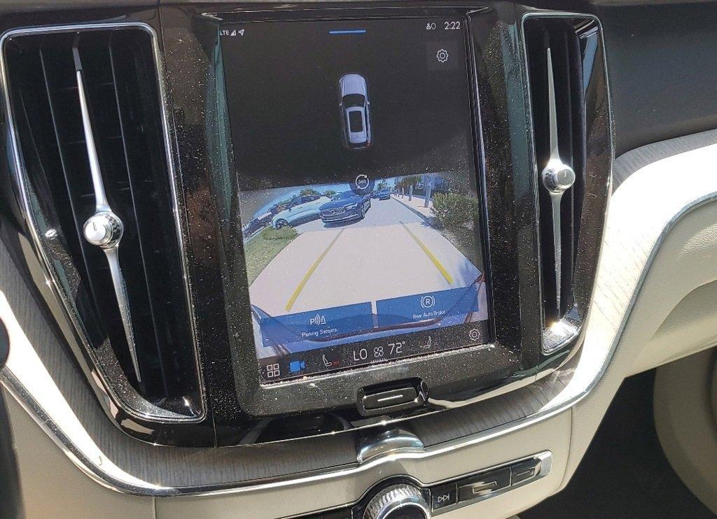 used 2023 Volvo XC60 car, priced at $35,600