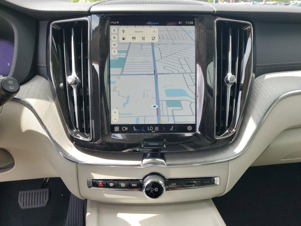 new 2025 Volvo XC60 car, priced at $58,085