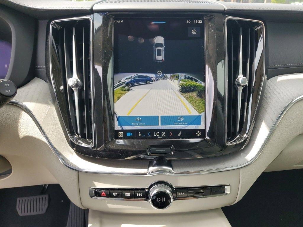 new 2025 Volvo XC60 car, priced at $58,085