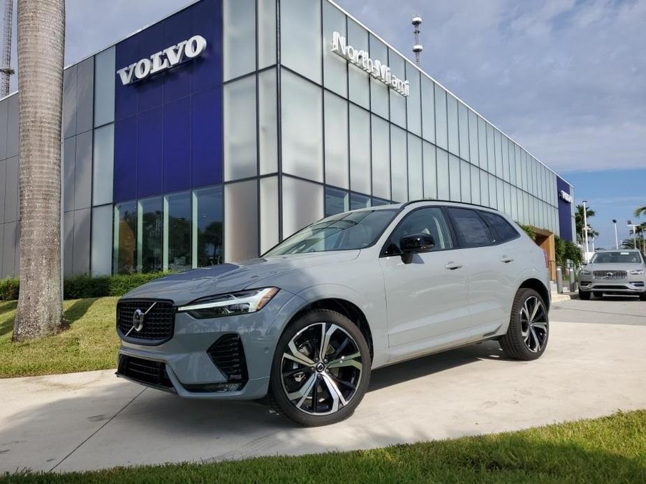 new 2025 Volvo XC60 car