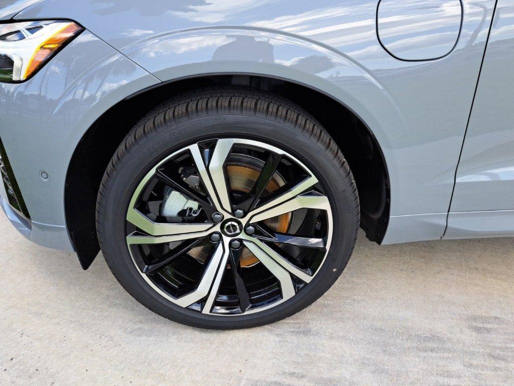 new 2025 Volvo XC60 Plug-In Hybrid car, priced at $71,510