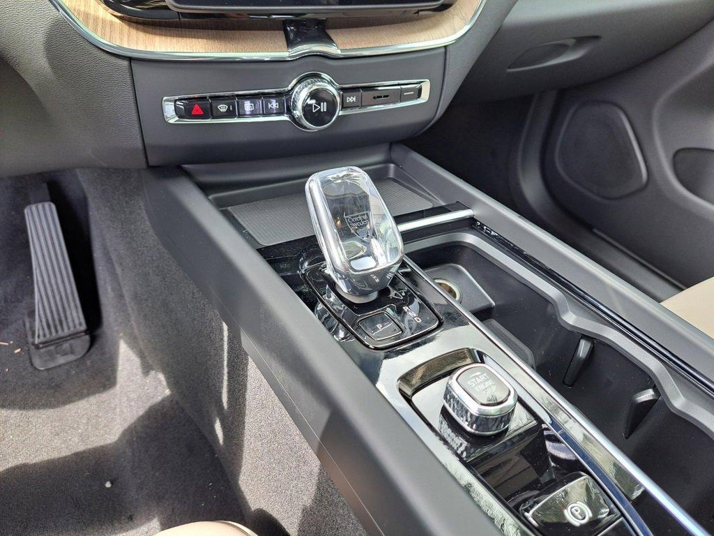 new 2026 Volvo XC60 Plug-In Hybrid car, priced at $60,245