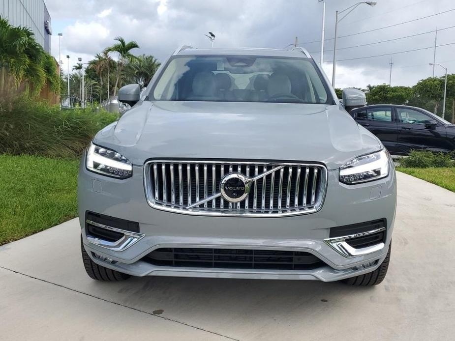 new 2025 Volvo XC90 car