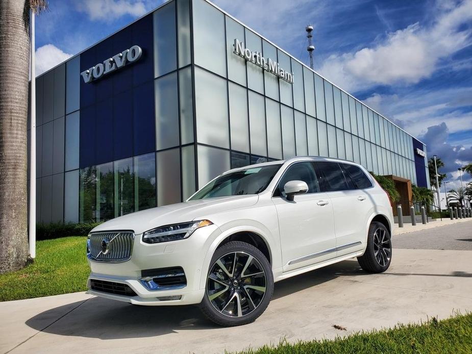 new 2025 Volvo XC90 car