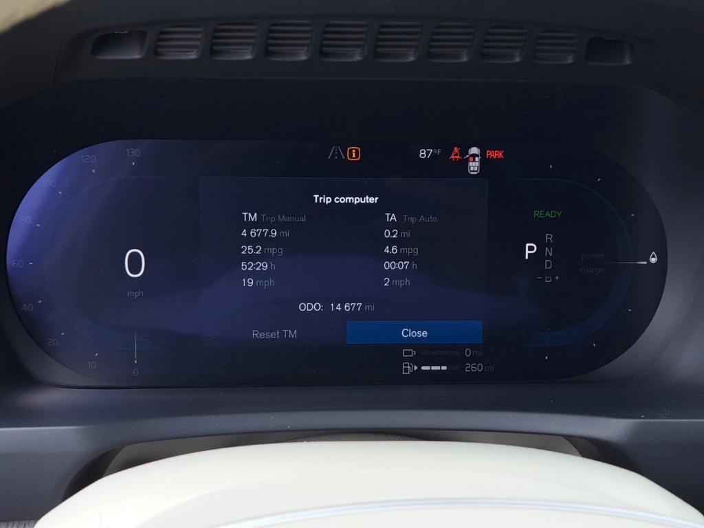 used 2025 Volvo XC90 Plug-In Hybrid car, priced at $55,000