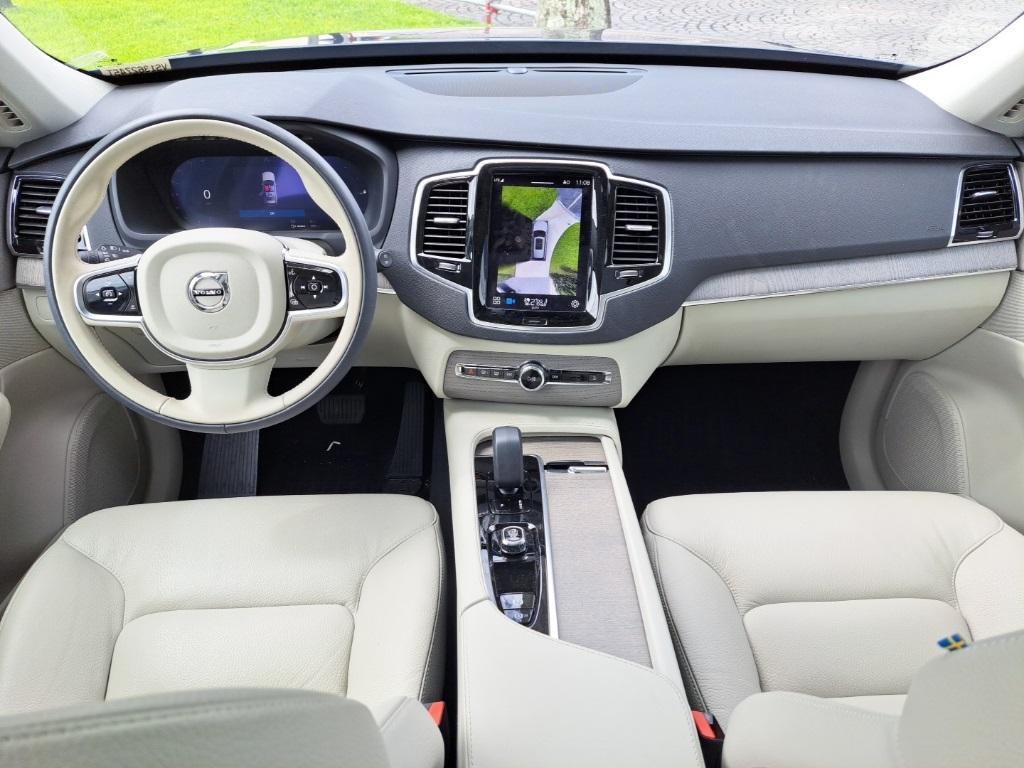 used 2025 Volvo XC90 Plug-In Hybrid car, priced at $55,000