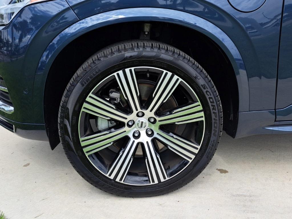 used 2025 Volvo XC90 Plug-In Hybrid car, priced at $55,000