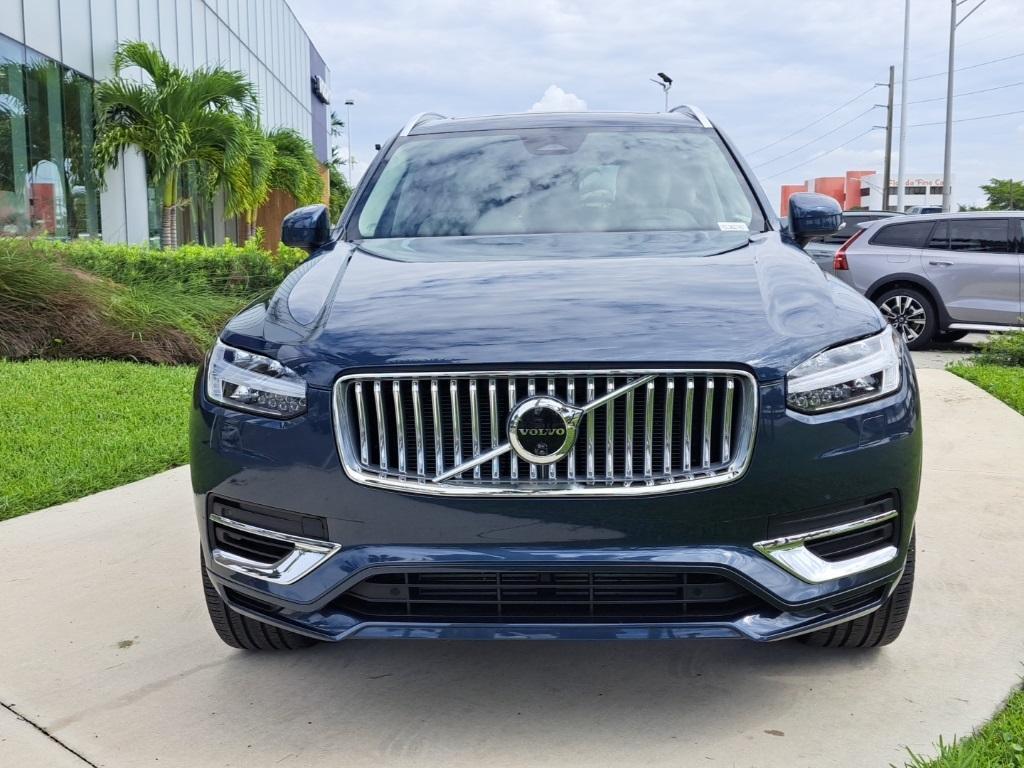used 2025 Volvo XC90 Plug-In Hybrid car, priced at $55,000