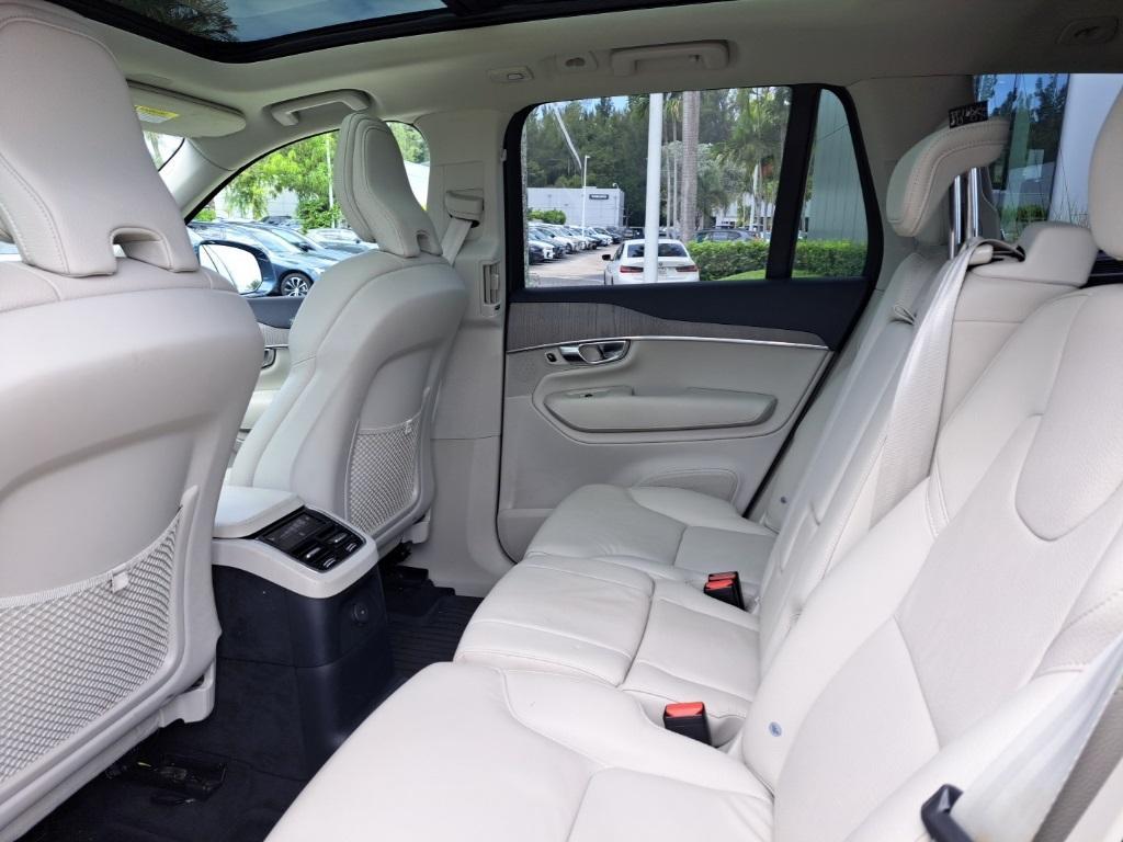 used 2025 Volvo XC90 Plug-In Hybrid car, priced at $55,000