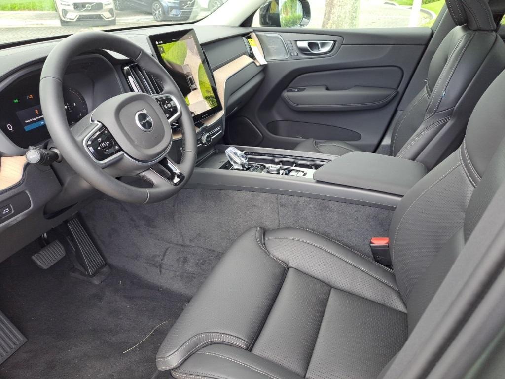 new 2026 Volvo XC60 car, priced at $60,025
