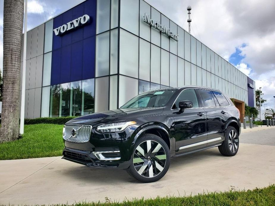 new 2025 Volvo XC90 car