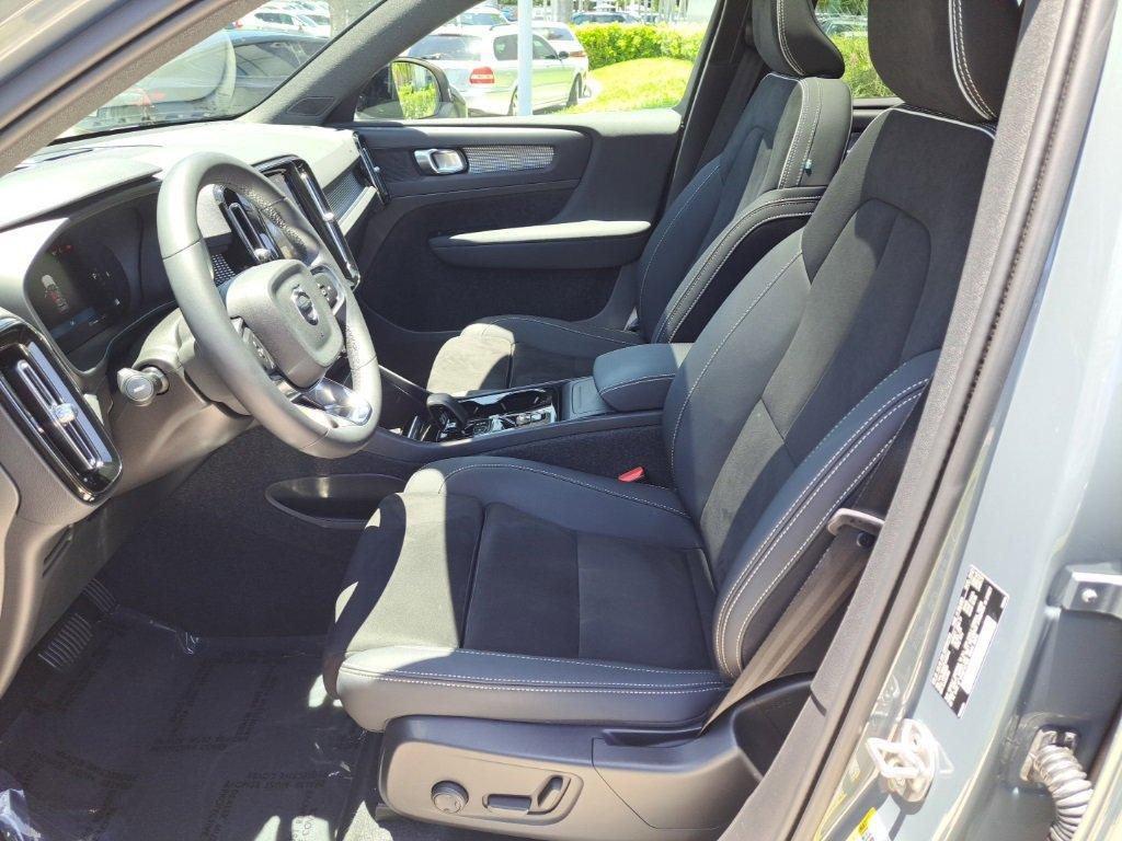 used 2023 Volvo XC40 car, priced at $31,795
