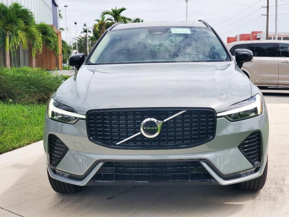 new 2025 Volvo XC60 car