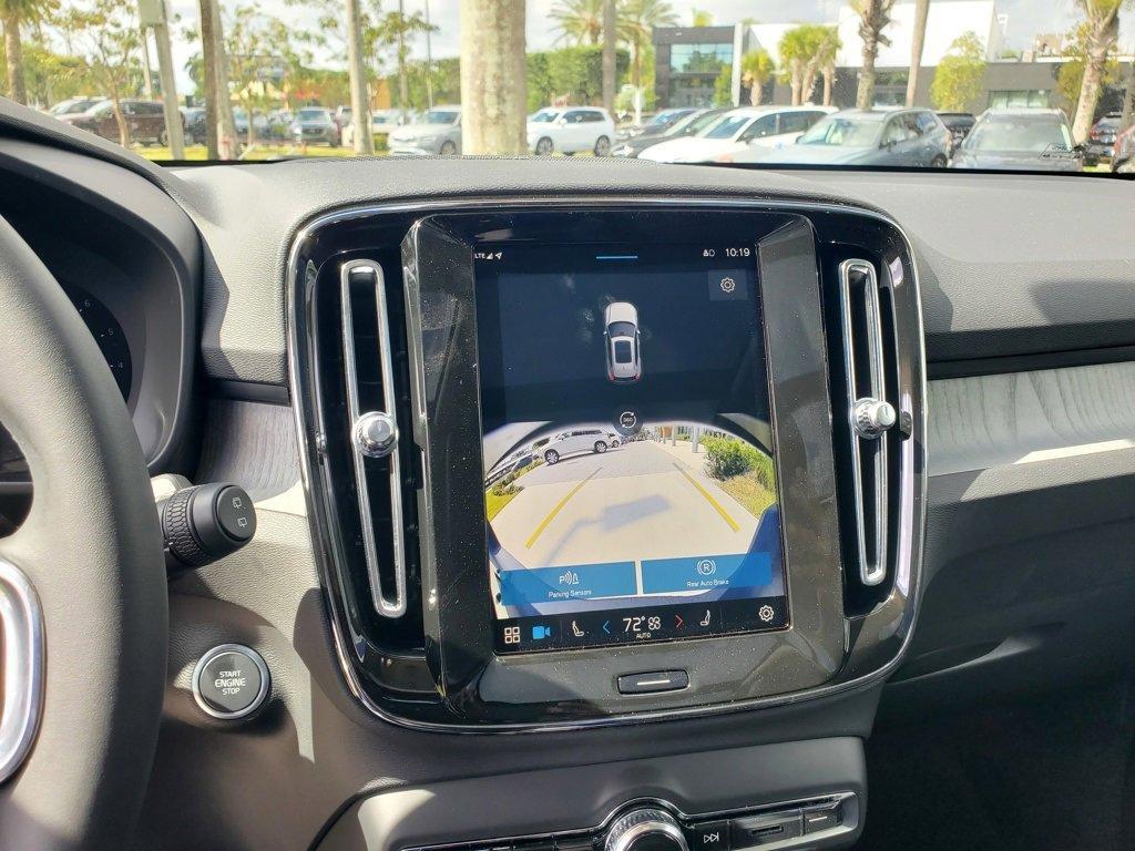 new 2025 Volvo XC40 car, priced at $50,000