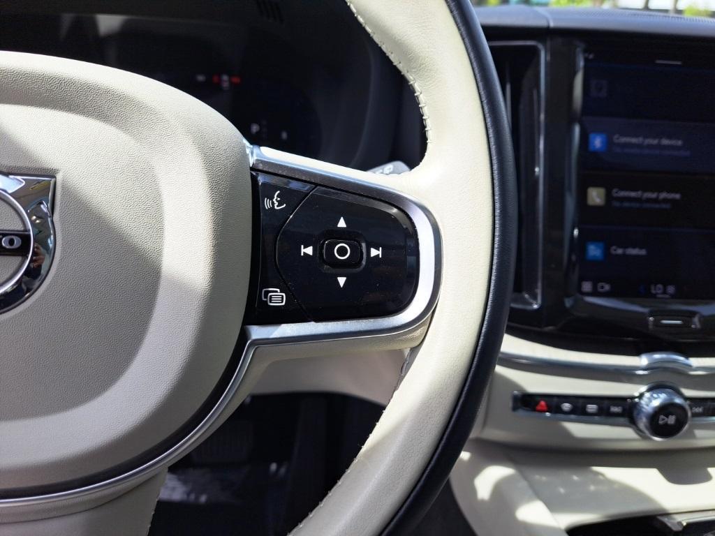 used 2023 Volvo XC60 car, priced at $32,950