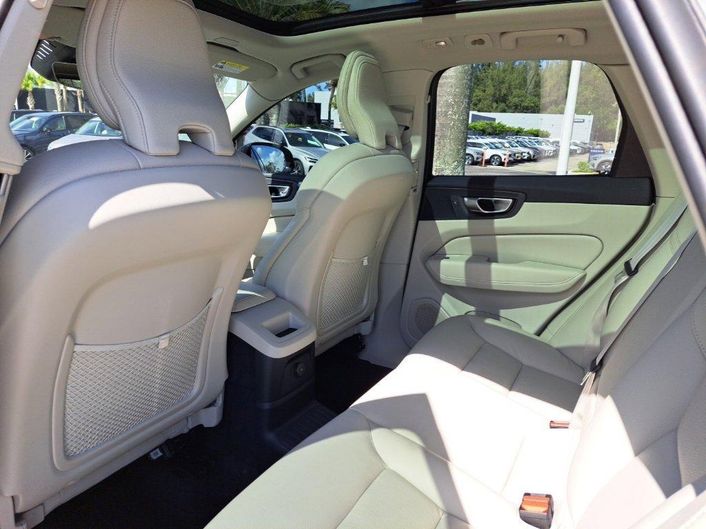 used 2024 Volvo XC60 Recharge Plug-In Hybrid car, priced at $43,950