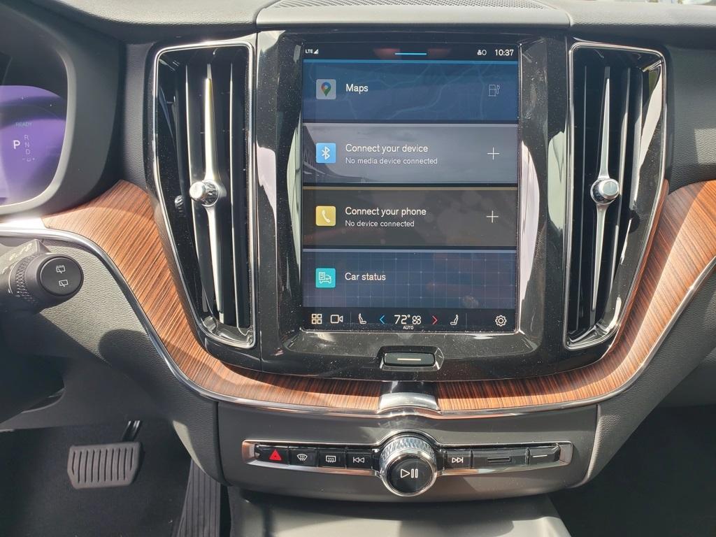 new 2025 Volvo XC60 car, priced at $55,360