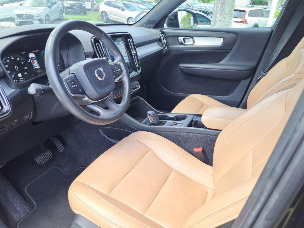 used 2019 Volvo XC40 car, priced at $21,350