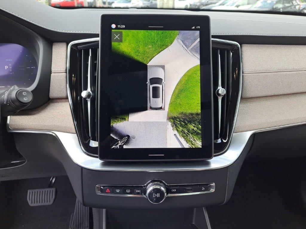 new 2026 Volvo XC90 car, priced at $84,625
