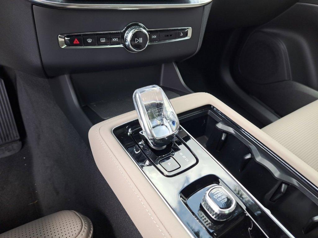 new 2026 Volvo XC90 car, priced at $84,625