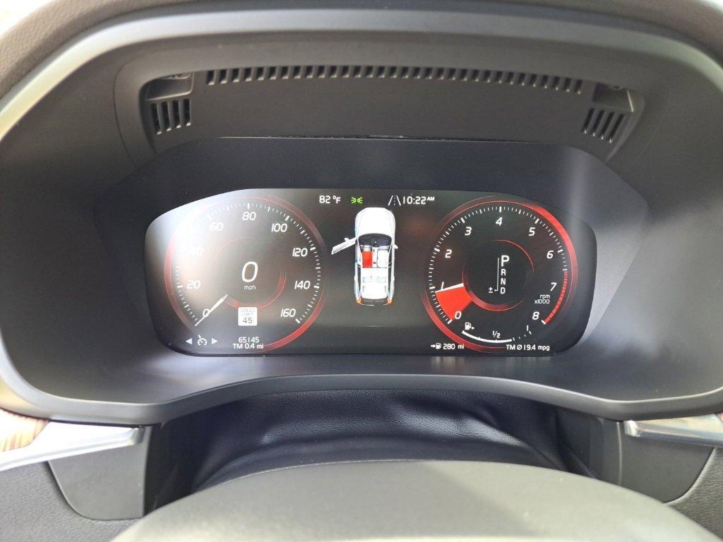 used 2021 Volvo XC60 car, priced at $23,600