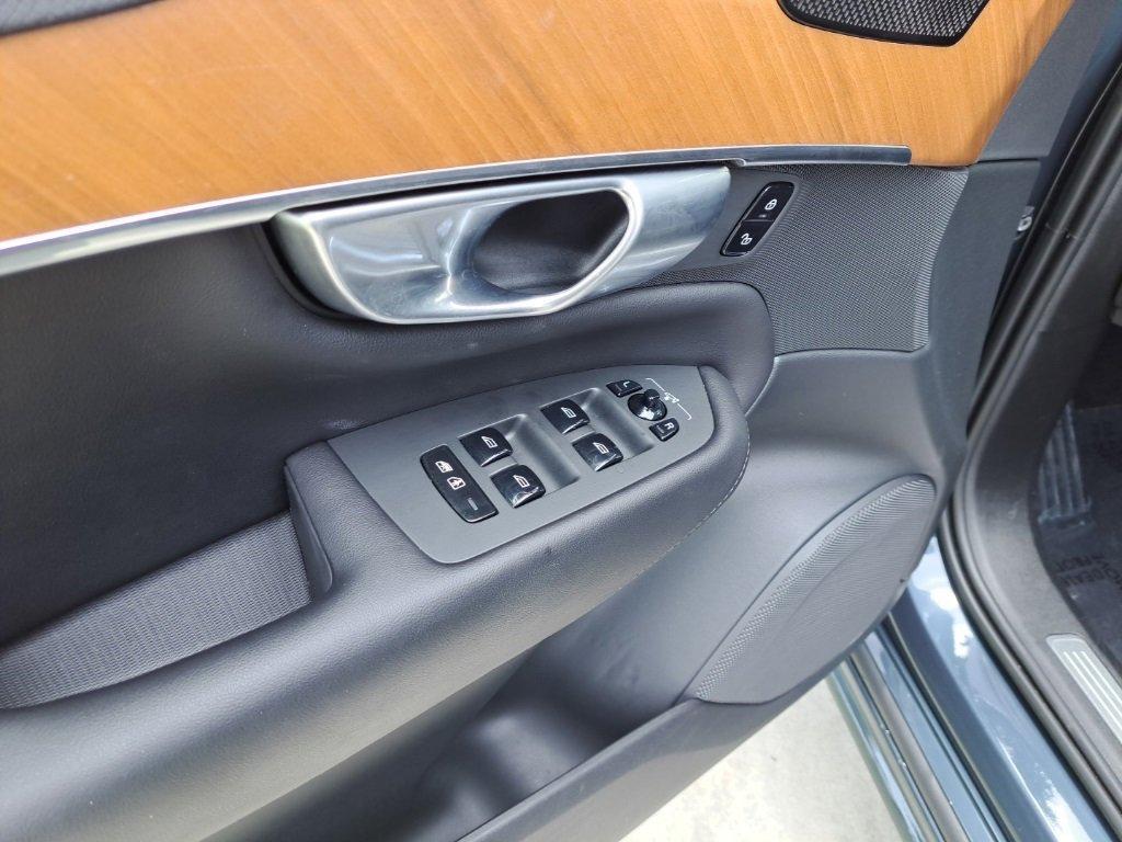 used 2023 Volvo XC90 car, priced at $41,650