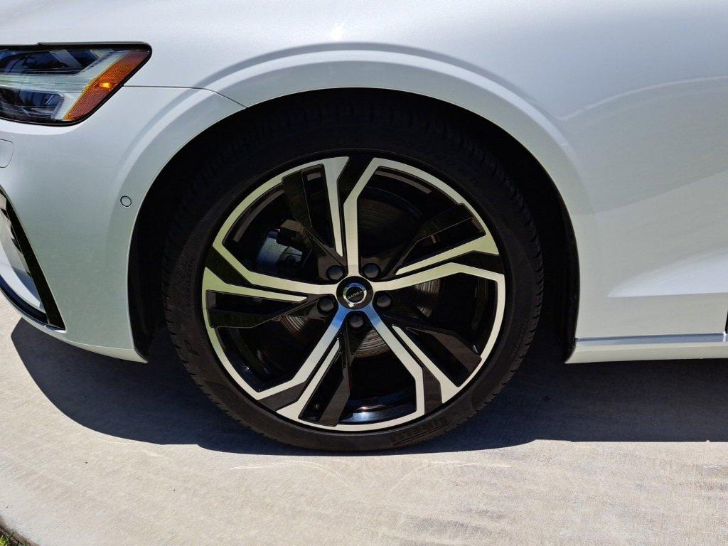used 2024 Volvo S60 car, priced at $26,995