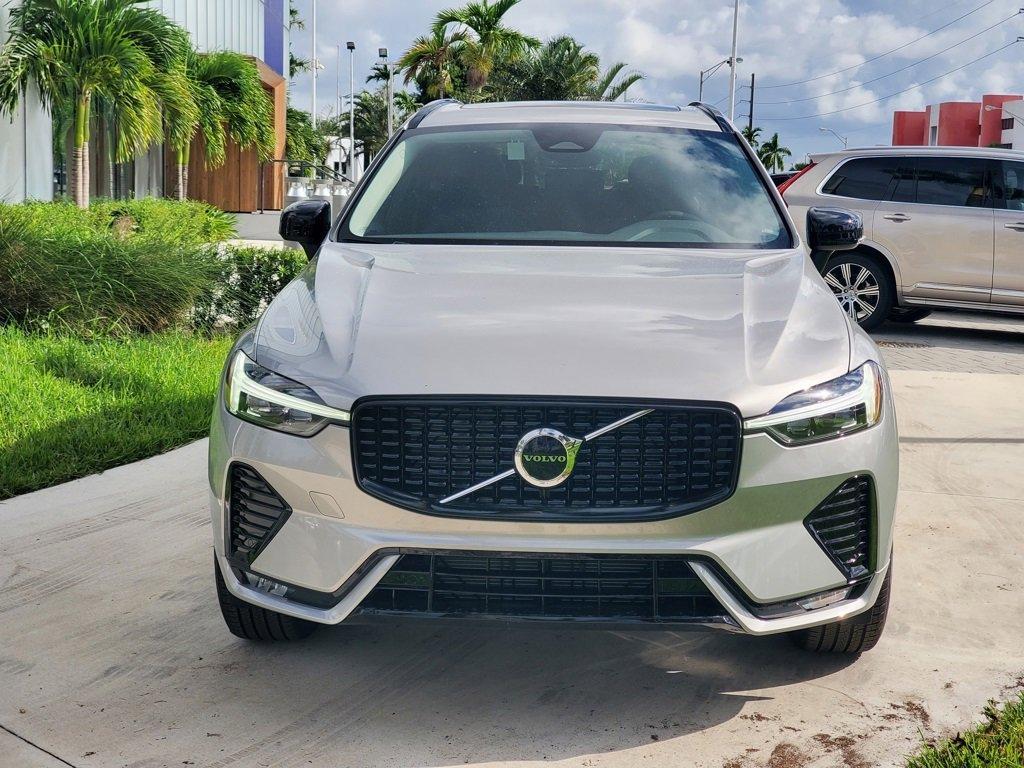 new 2025 Volvo XC60 car, priced at $48,895