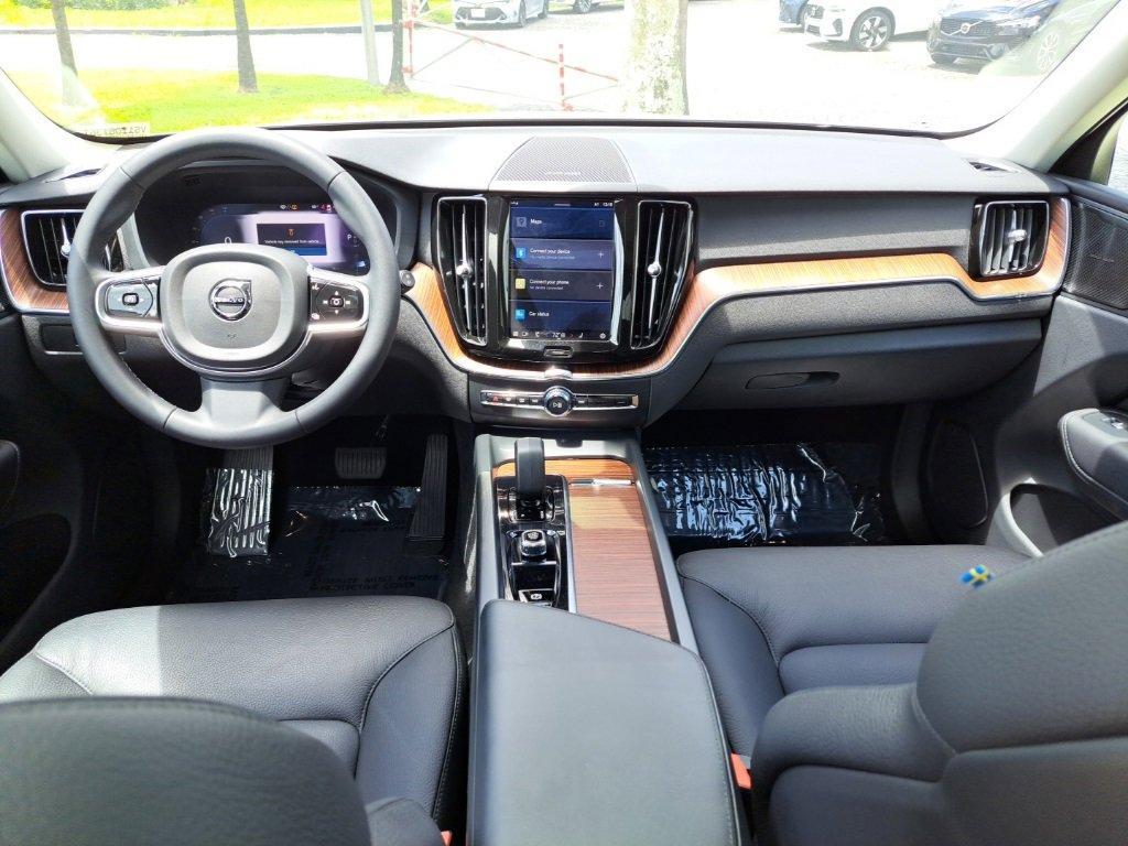 used 2023 Volvo XC60 car, priced at $35,000