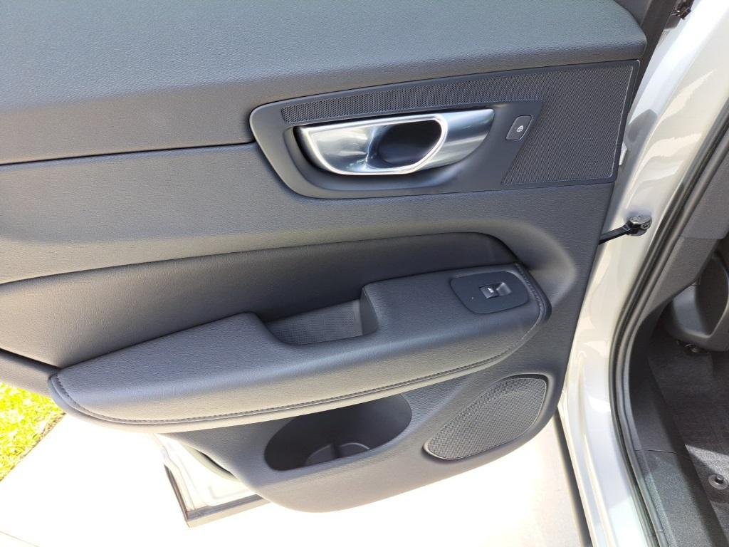 used 2023 Volvo XC60 car, priced at $35,994