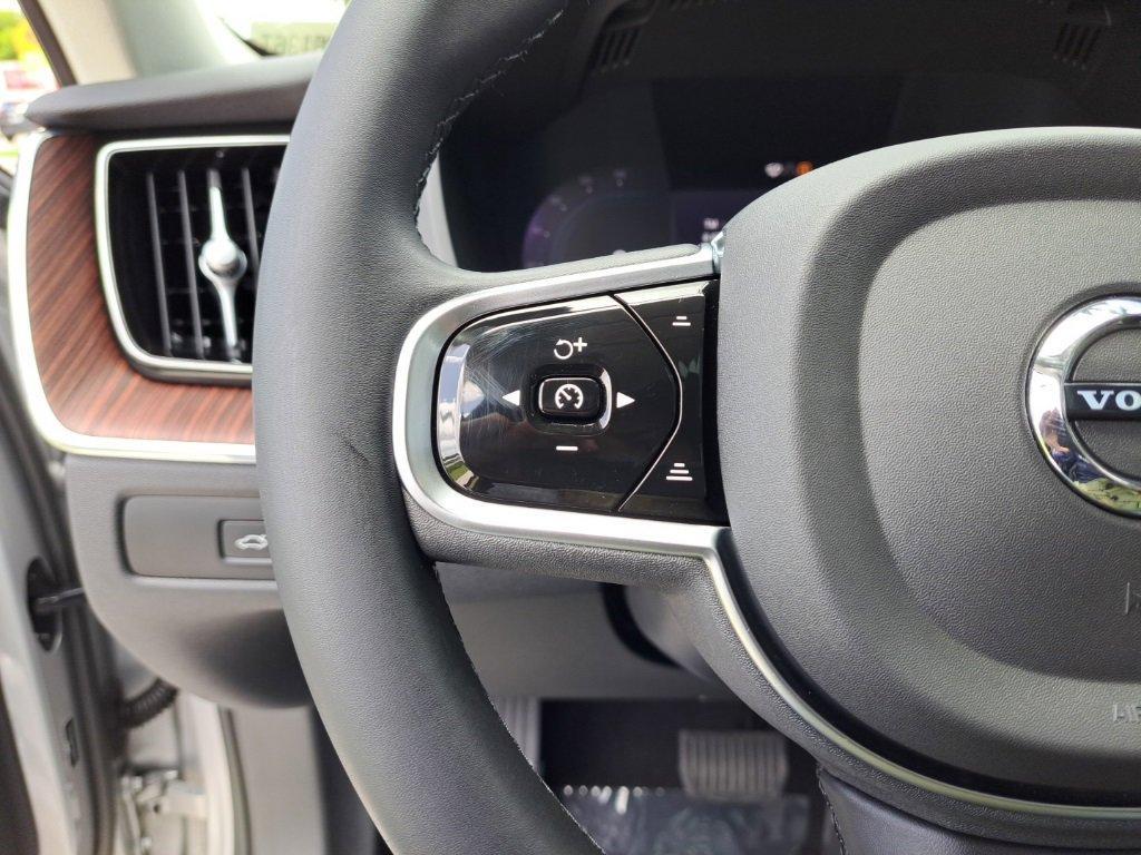 used 2023 Volvo XC60 car, priced at $35,000