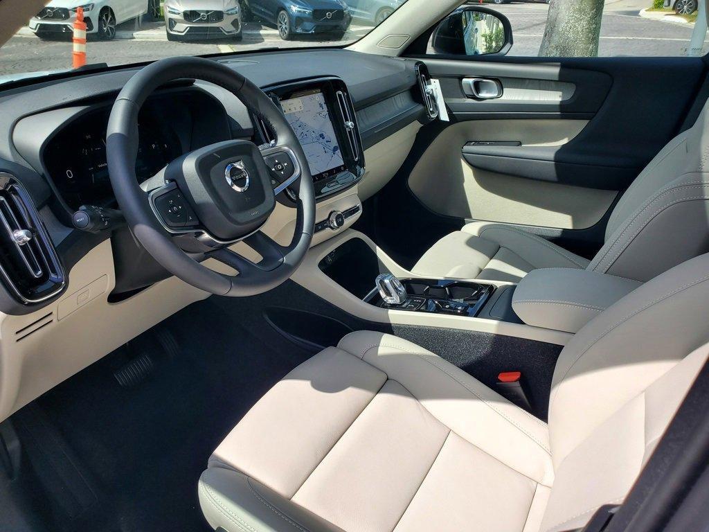 new 2025 Volvo XC40 car, priced at $47,315