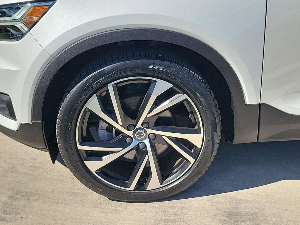 used 2022 Volvo XC40 car, priced at $24,500