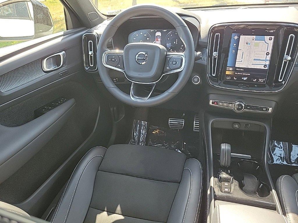 used 2022 Volvo XC40 car, priced at $24,500