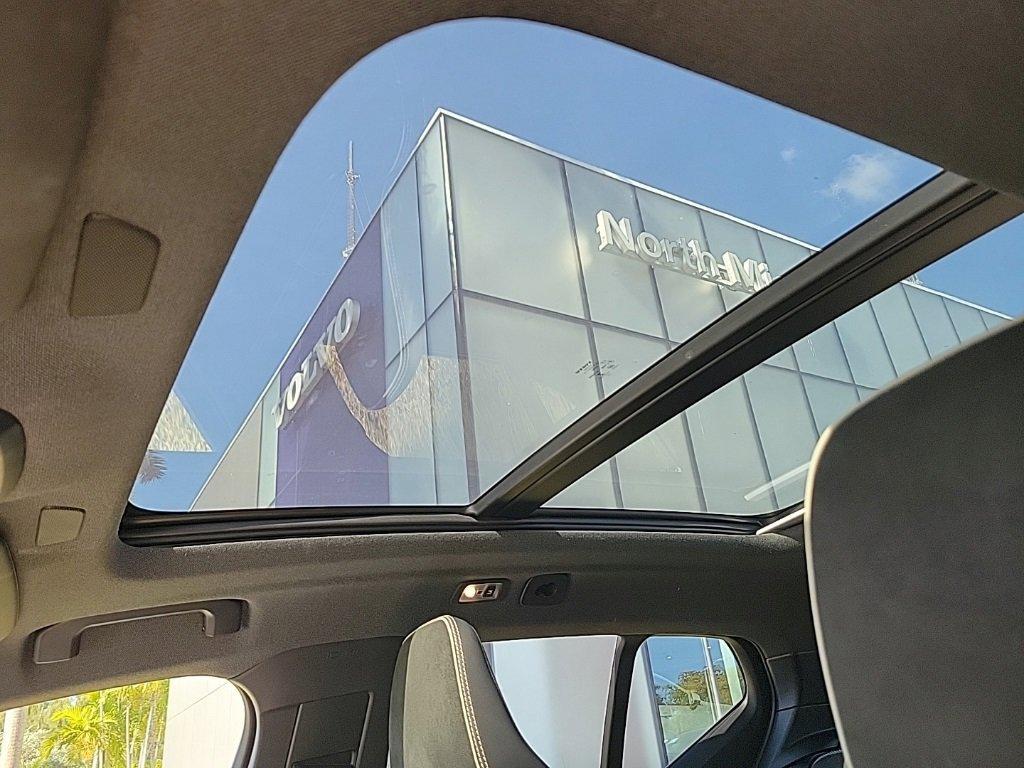 used 2022 Volvo XC40 car, priced at $24,500