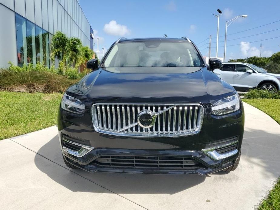 new 2025 Volvo XC90 car