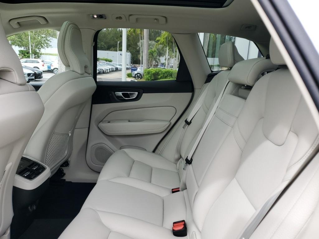 used 2020 Volvo XC60 car, priced at $27,350