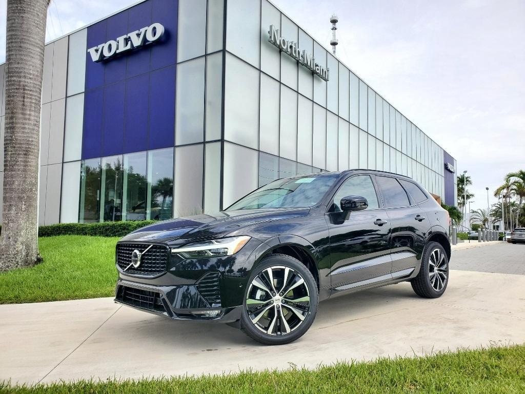 new 2025 Volvo XC60 car