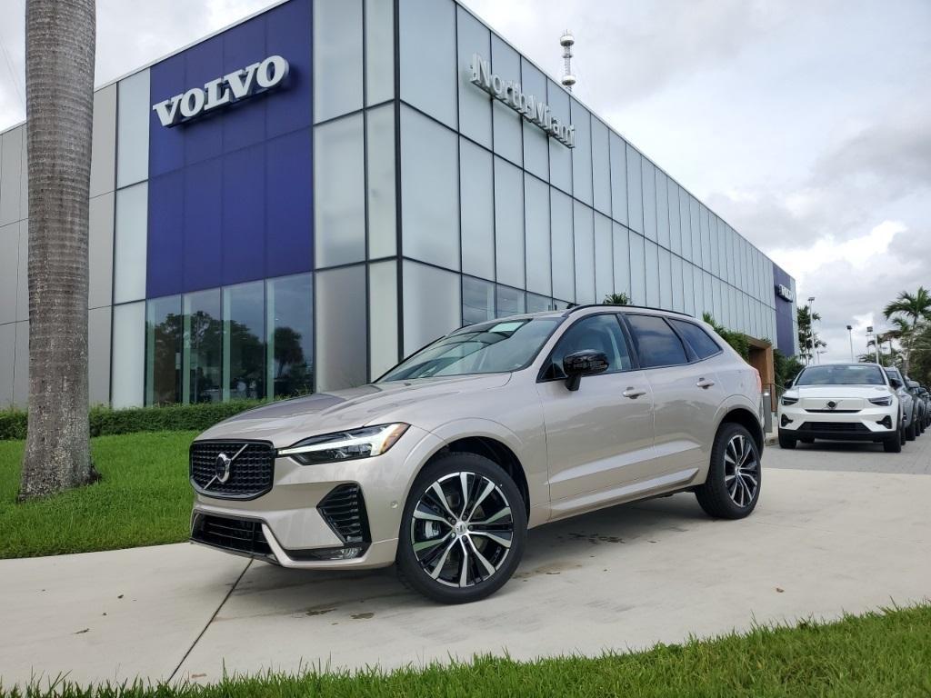 new 2025 Volvo XC60 car