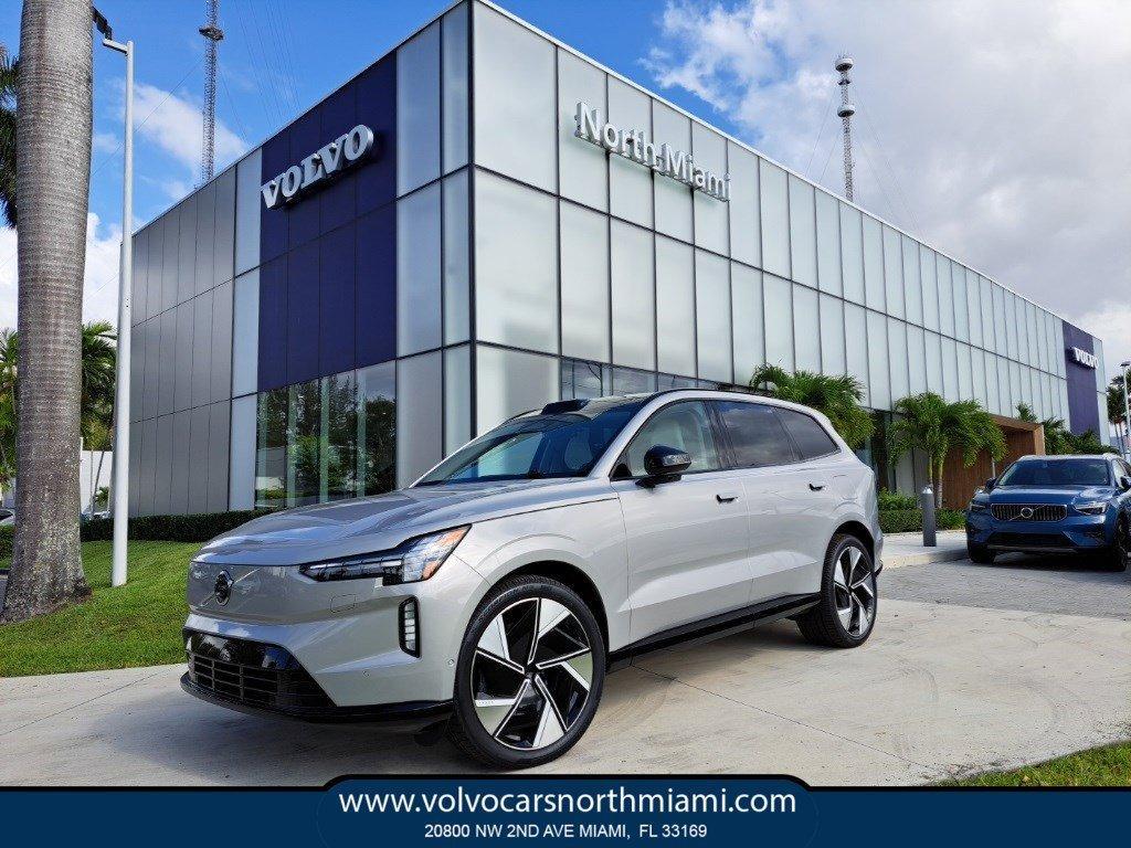 new 2025 Volvo EX90 car, priced at $91,535