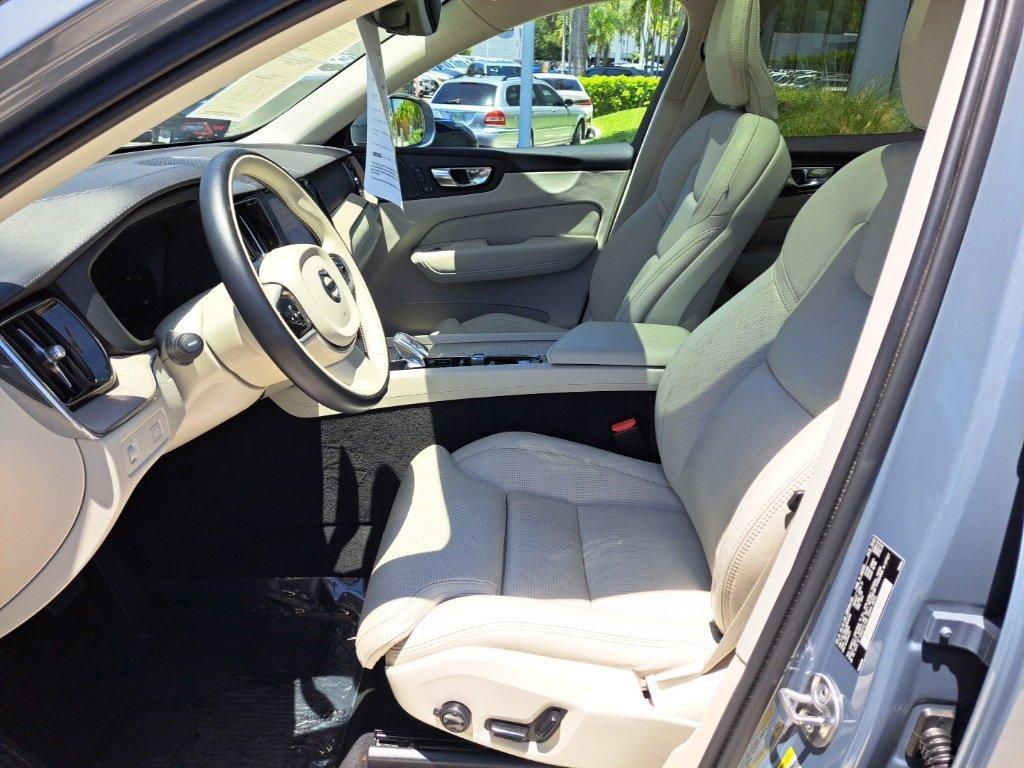 used 2022 Volvo XC60 car, priced at $31,495
