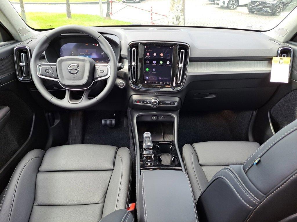 new 2026 Volvo XC40 car, priced at $44,995