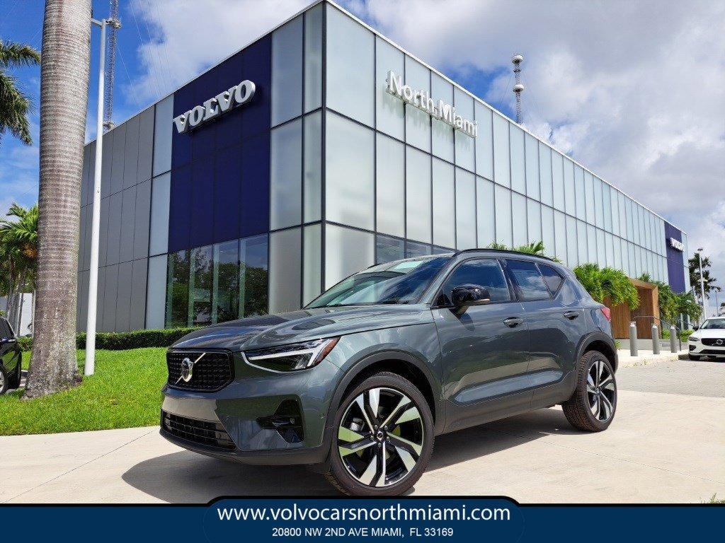 new 2026 Volvo XC40 car, priced at $44,995
