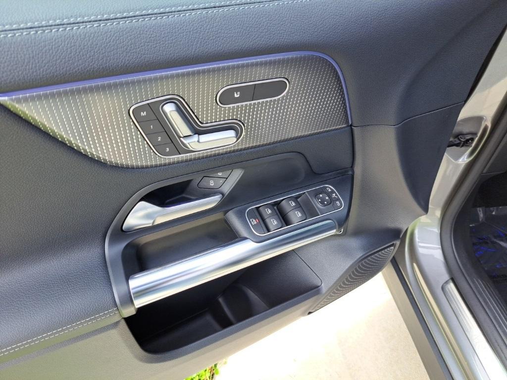 used 2021 Mercedes-Benz GLA 250 car, priced at $21,000