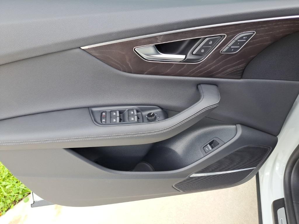 used 2023 Audi Q8 car, priced at $47,650