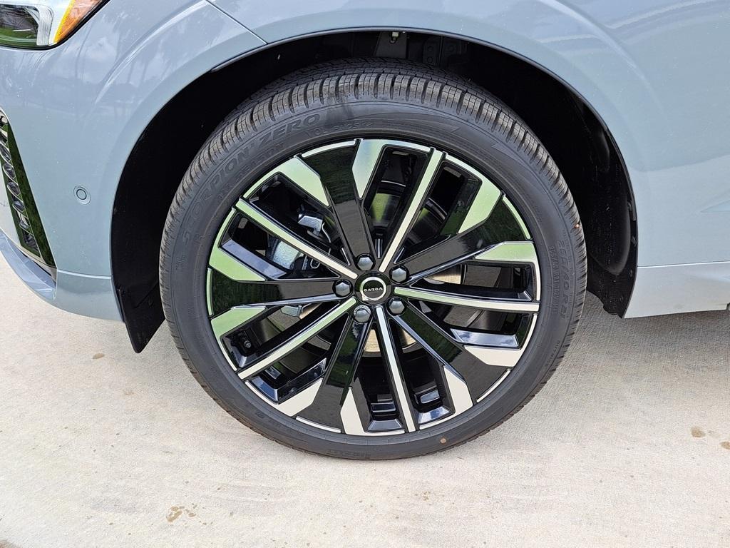 new 2026 Volvo XC60 car, priced at $60,935