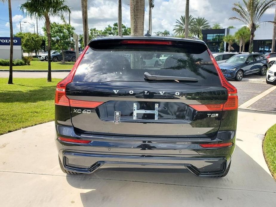 new 2025 Volvo XC60 Plug-In Hybrid car